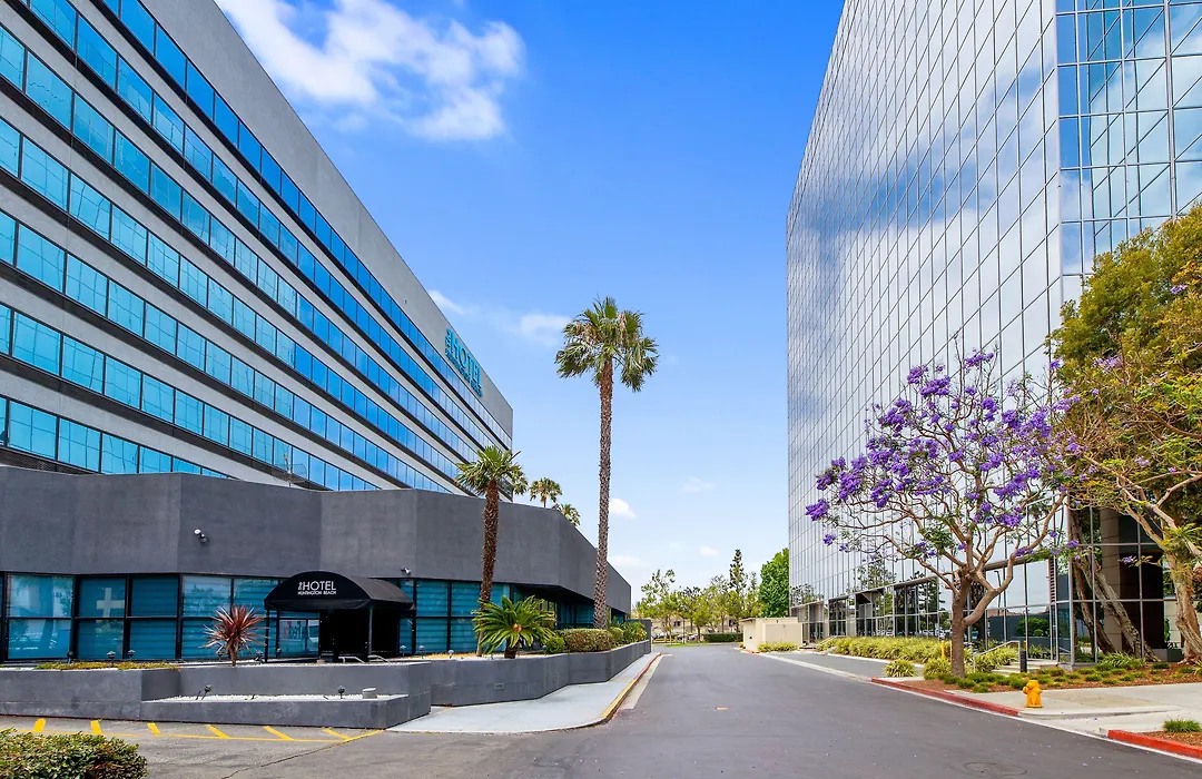 Hotel Huntington Beach-1