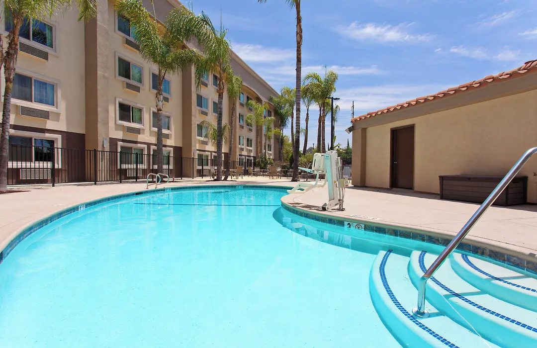 Holiday Inn Express San Bernardino Colton By Ihg-1