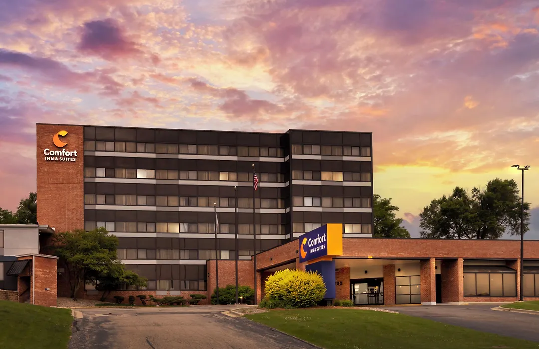 Comfort Inn & Suites Madison - Airport-1