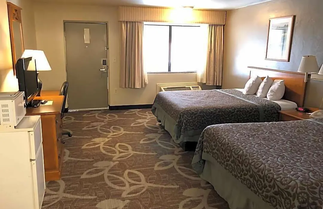 Royal Inn Provo-1