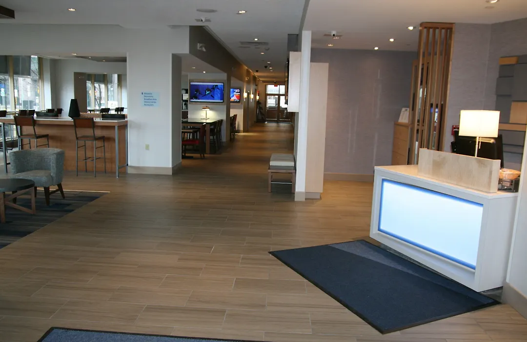 Holiday Inn Express & Suites Buffalo Downtown, Ny-1