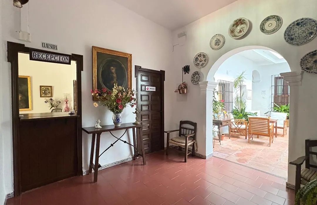 Hostal Gran Capitan-1