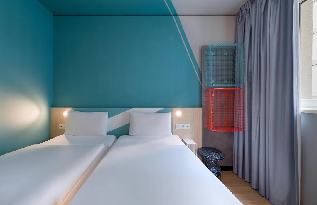 Ibis Budget Hamburg City-1