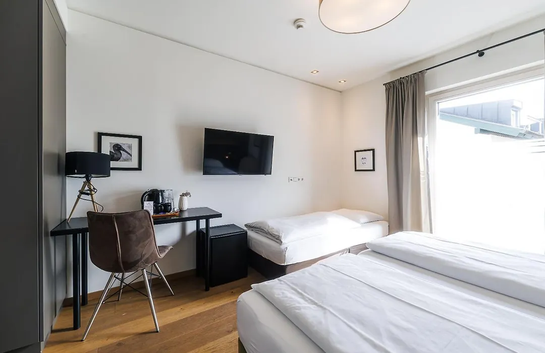 Two Timez - Boutique Hotel - With Ac-1
