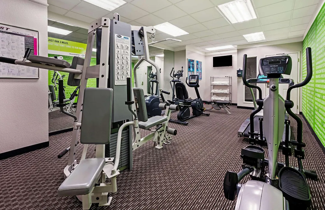 La Quinta Inn & Suites By Wyndham Tacoma - Seattle-1