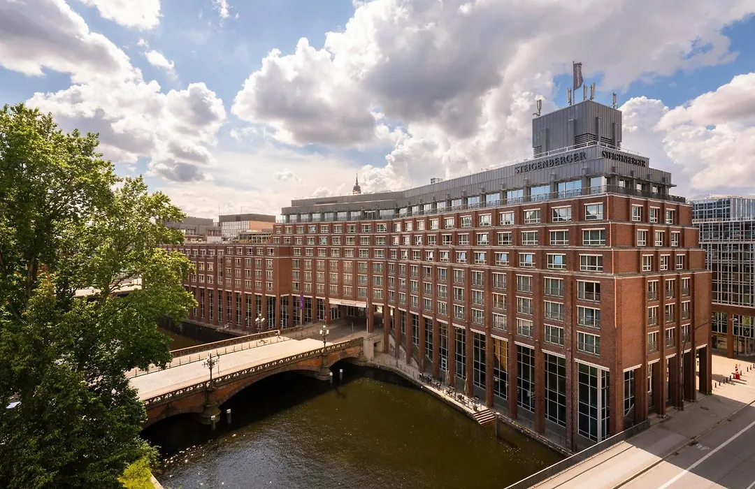 Steigenberger Hotel Hamburg-1