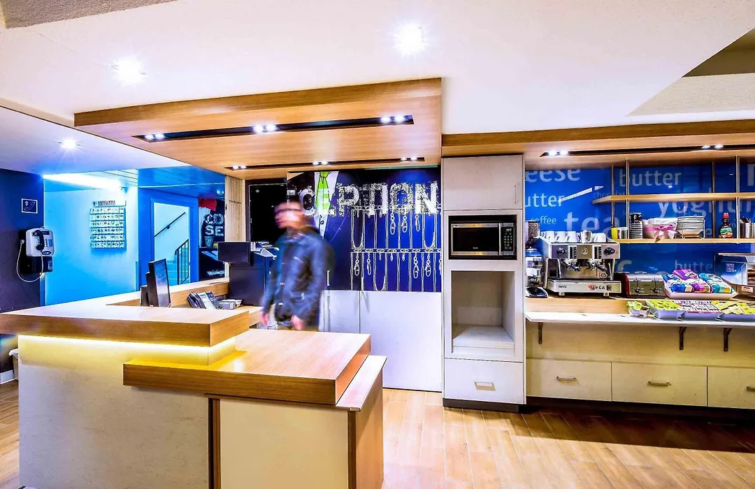 Ibis Budget - St Peters-1