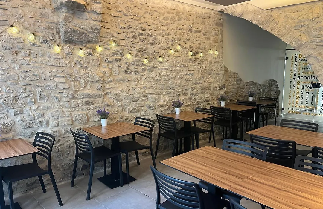 Hostal Universitat-1