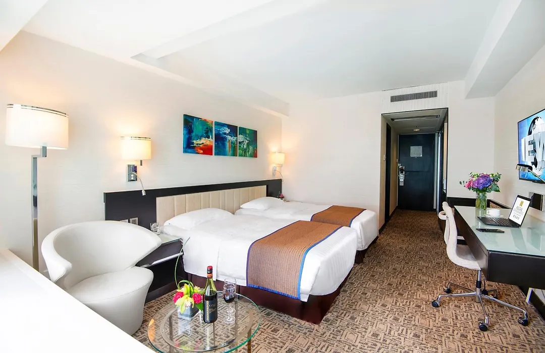 Regal Riverside Hotel-1