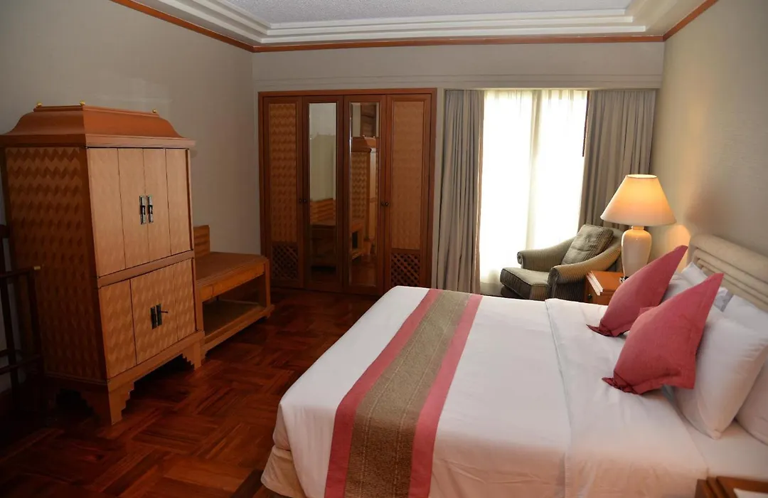 Rama Gardens Hotel Bangkok - SHA Plus Certified-1