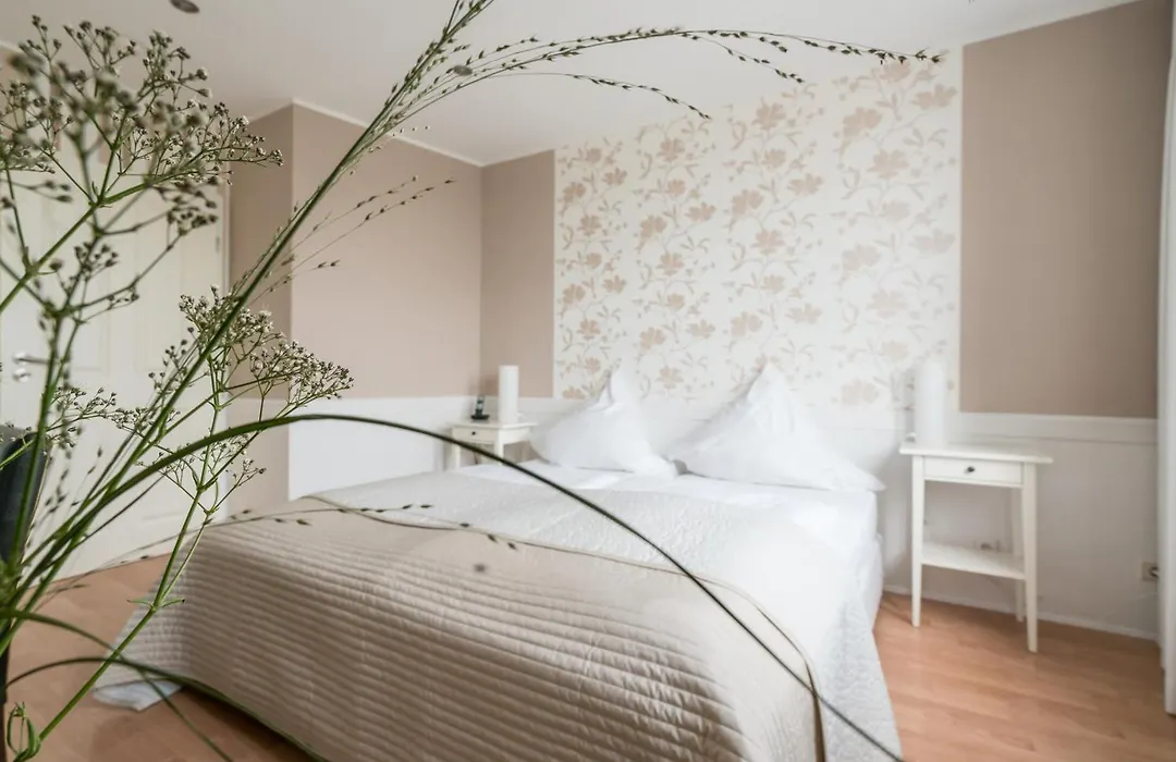 Hotel 'Zum Augarten'-1