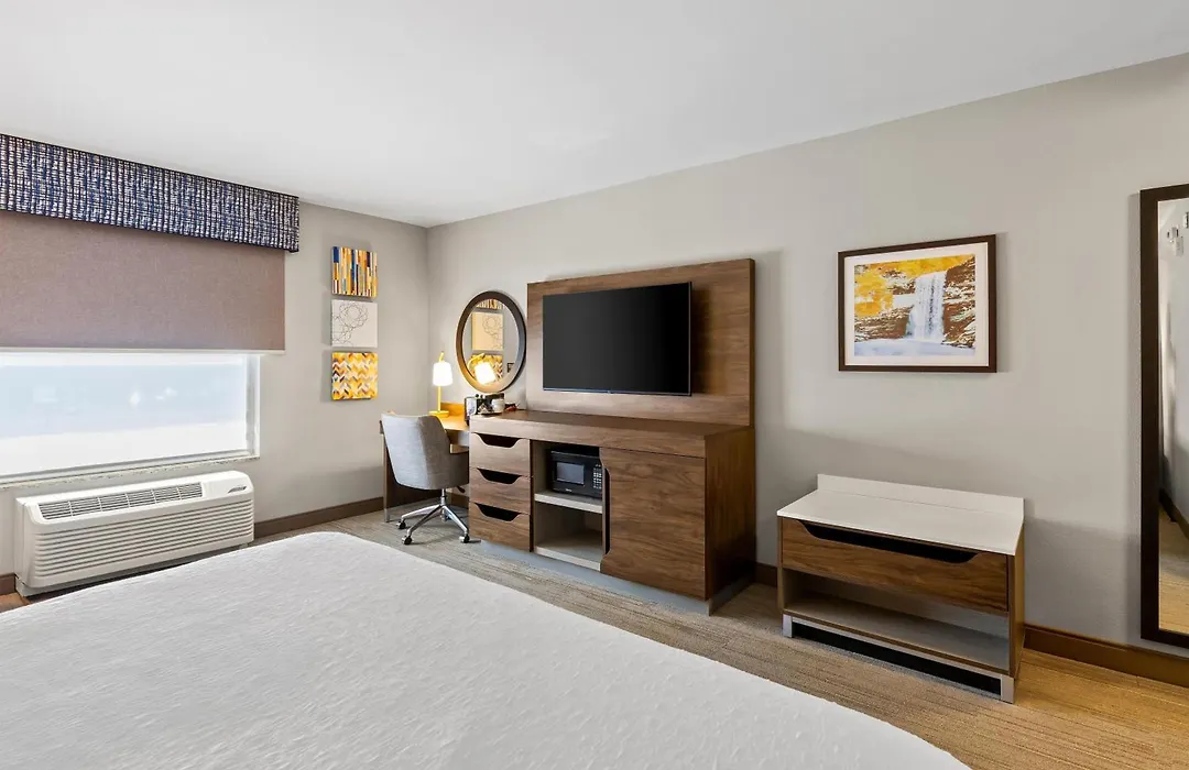 Hampton Inn & Suites Murfreesboro-1
