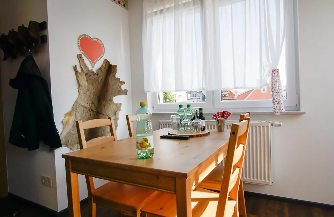 Pension Haus Sanz-1