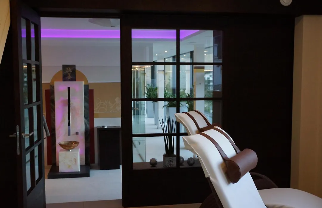 Hotel Alpina-1