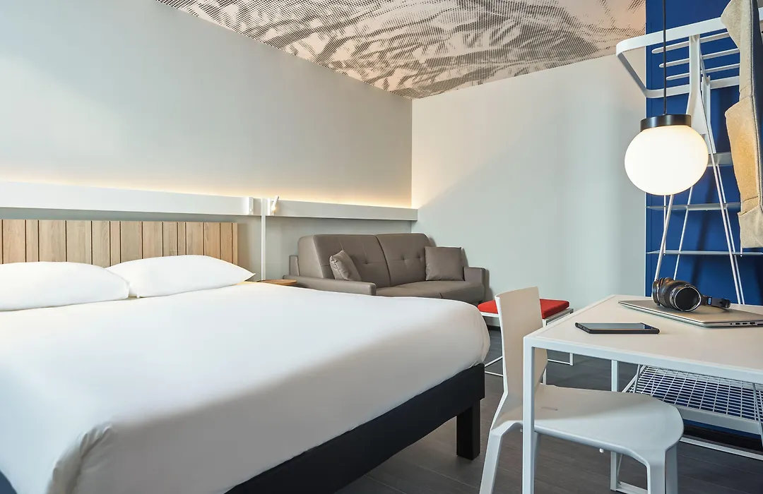 Ibis Clamart Paris Velizy-1
