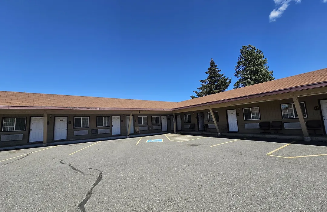 Cle Elum Travelers Inn-1