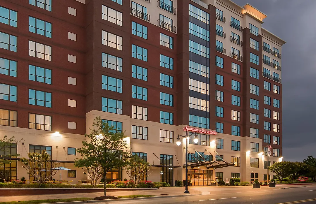 Hampton Inn & Suites National Harbor-Newly Renovated-1