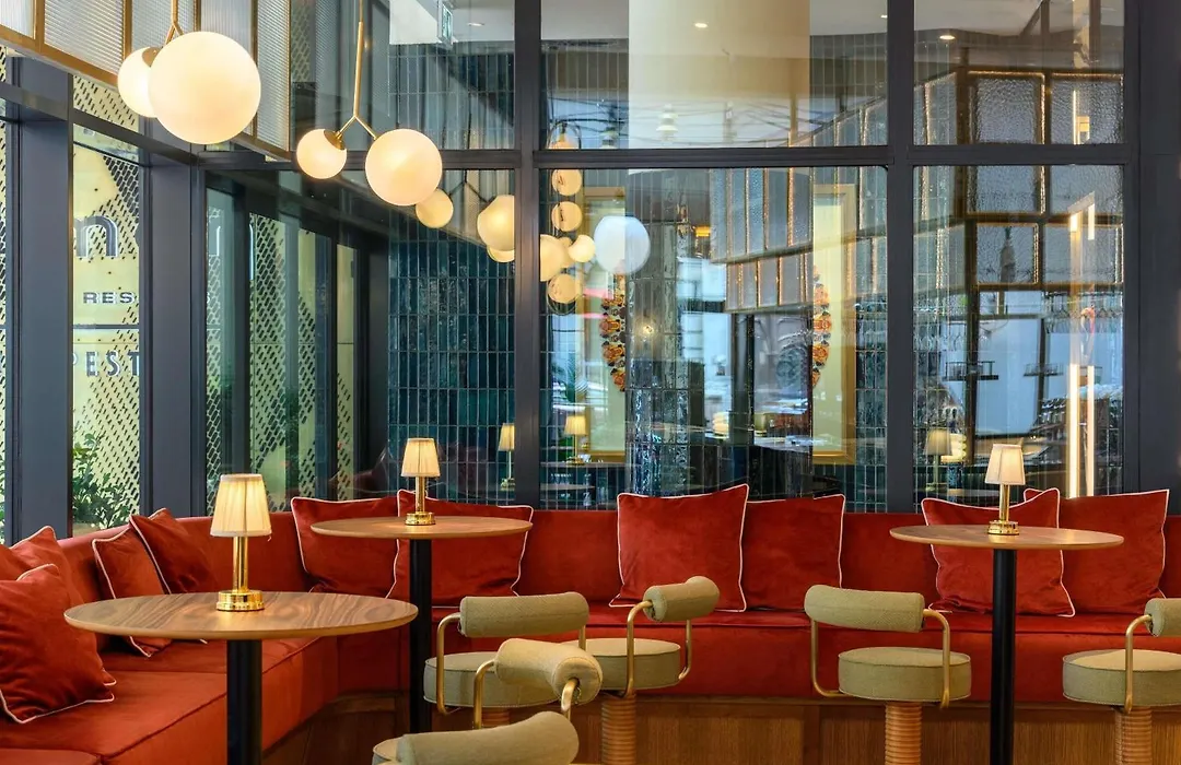 Pullman Budapest-1