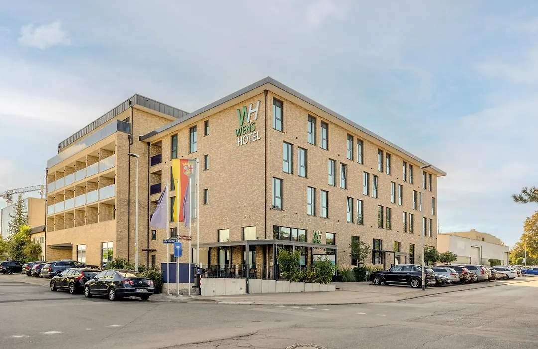 Wens Hotel-1