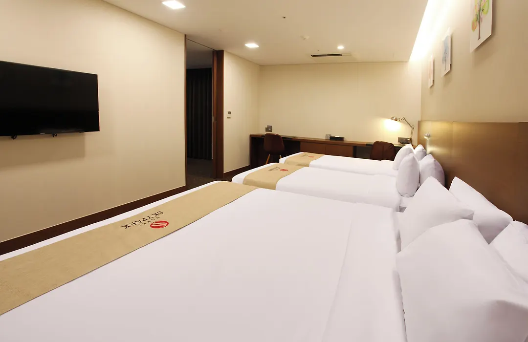Hotel Skypark Kingstown Dongdaemun-1