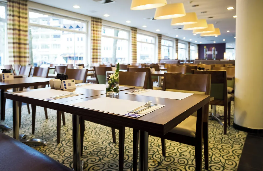 Holiday Inn Express Gütersloh, an IHG Hotel-1