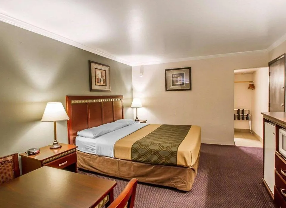 Rodeway Inn Prescott-1