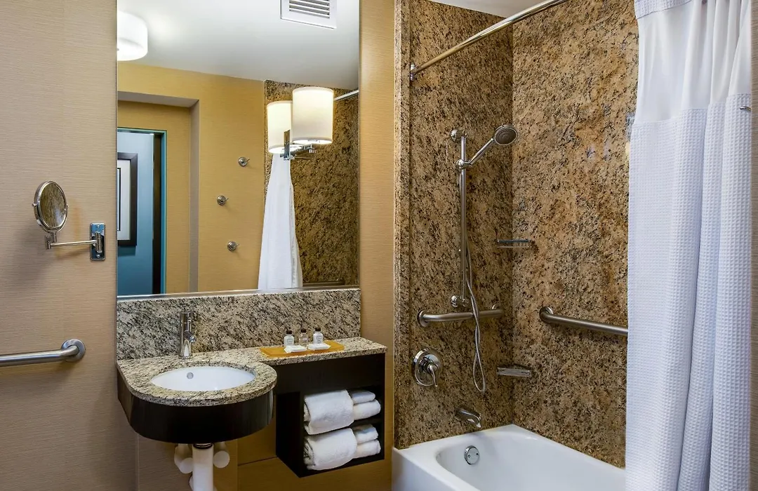 Crowne Plaza Chicago Ohare Hotel & Conf Ctr By Ihg-1
