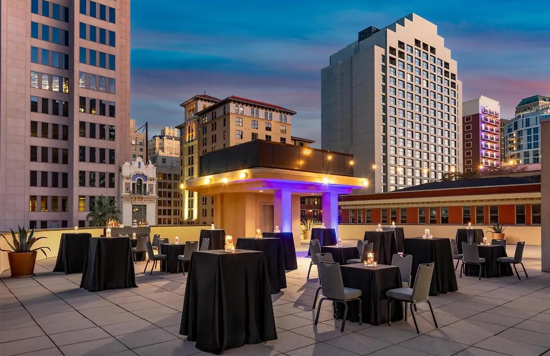 Embassy Suites San Antonio Riverwalk-Downtown-1