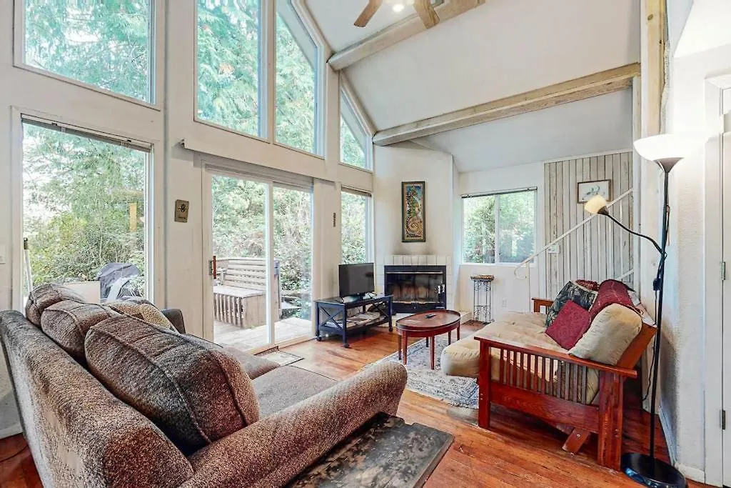 Marcia'S Mercer Lake Chateau-1