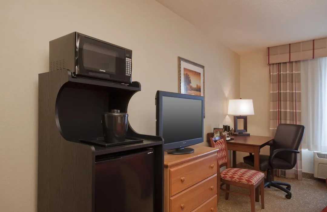 Country Inn & Suites By Radisson, Davenport - Quad Cities-1
