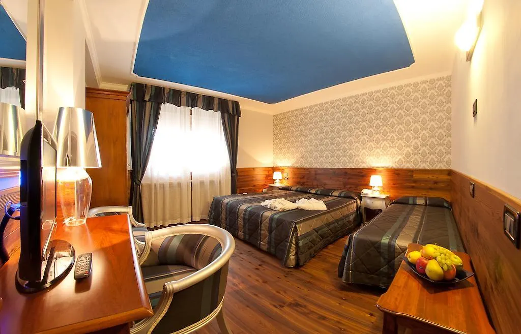 Hotel Cles-1