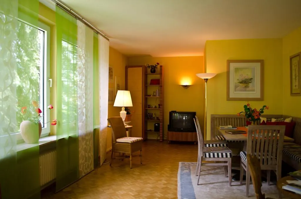 Hotel Helvetia Garni-1