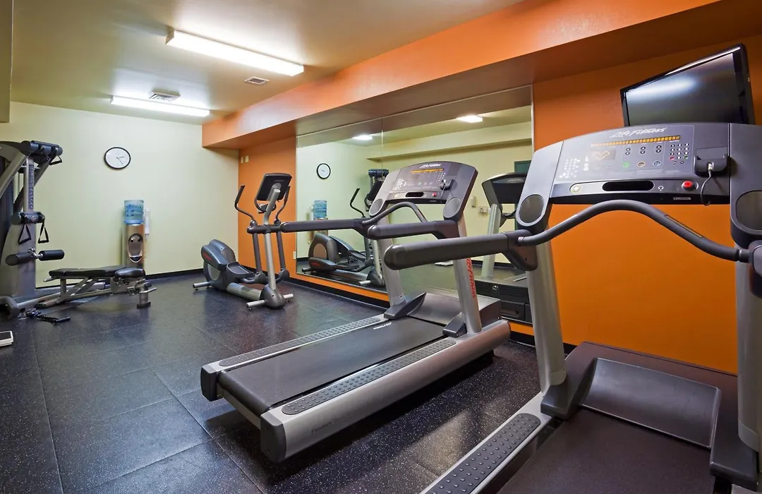 Country Inn & Suites By Radisson, Middleton - Madison West-1