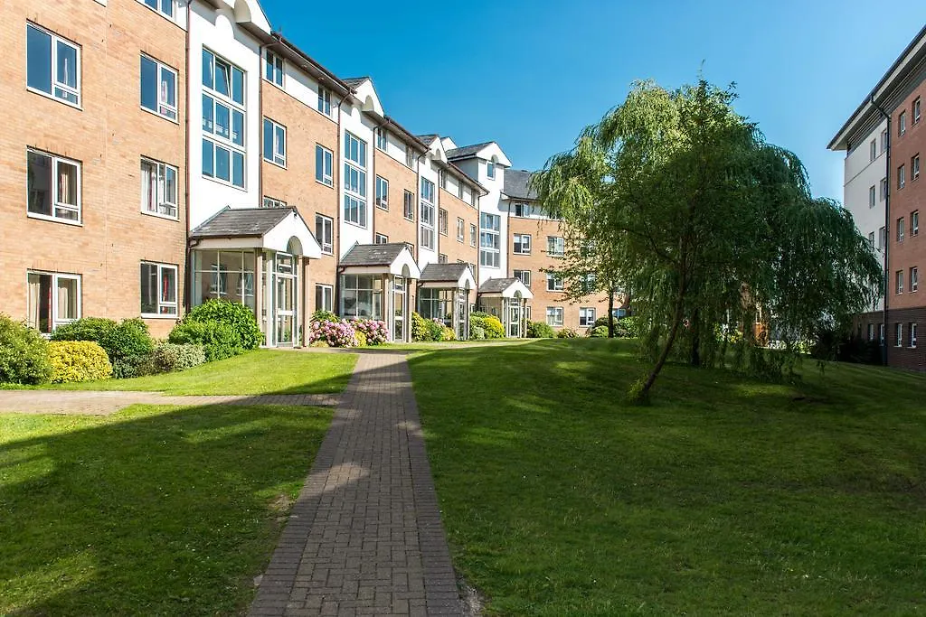 Guest Rooms At Lancaster University-1