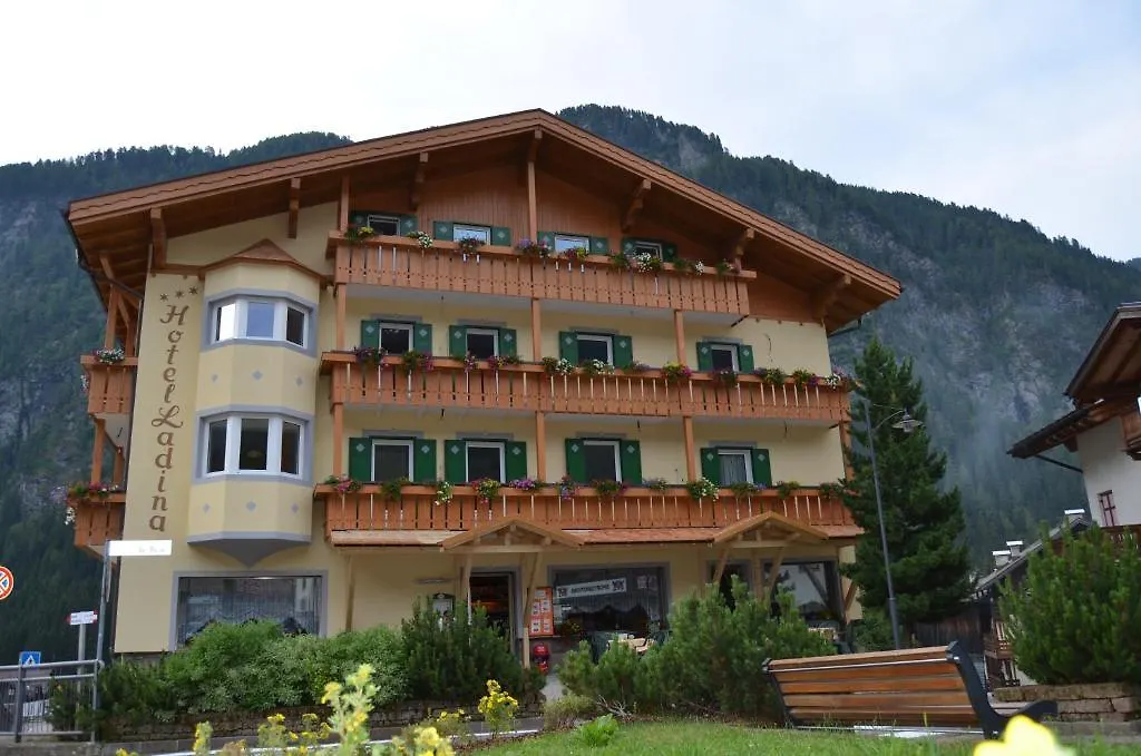 Hotel Ladina-1