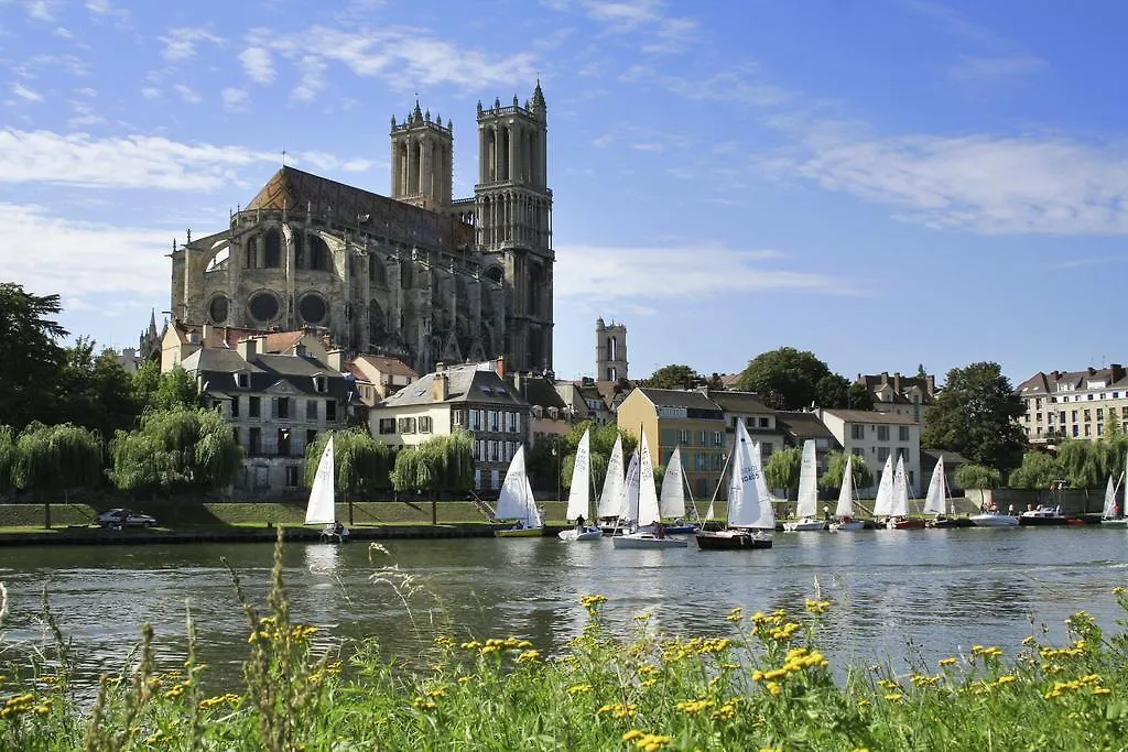 ibis budget Mantes-la-Jolie-1