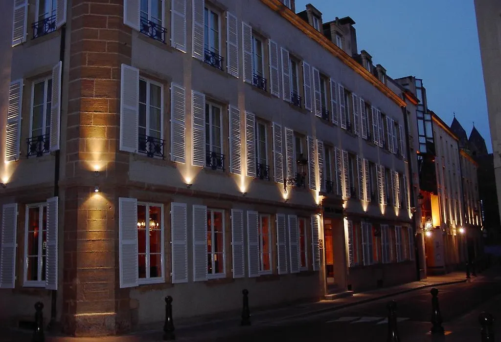 Hotel Du Theatre Centre Historique - Parking Souterrain Public Gratuit-1