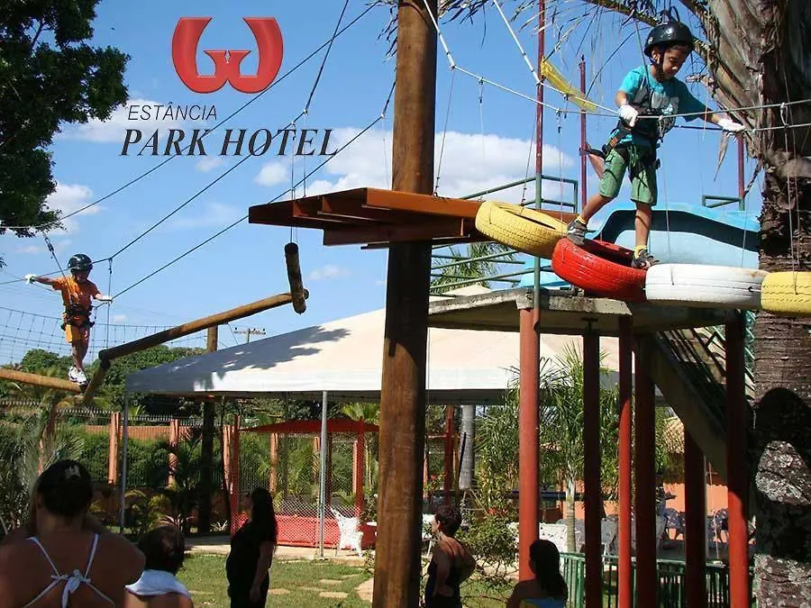 Estancia Park Hotel-1