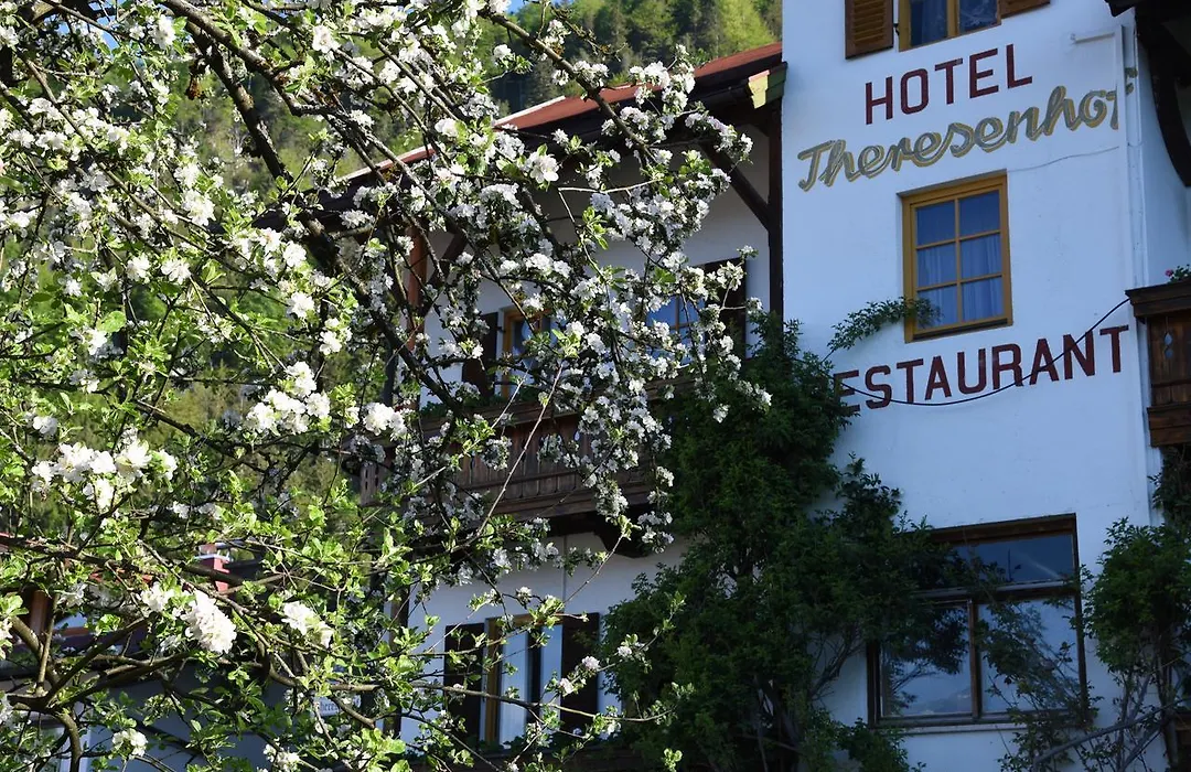 Theresenhof-1