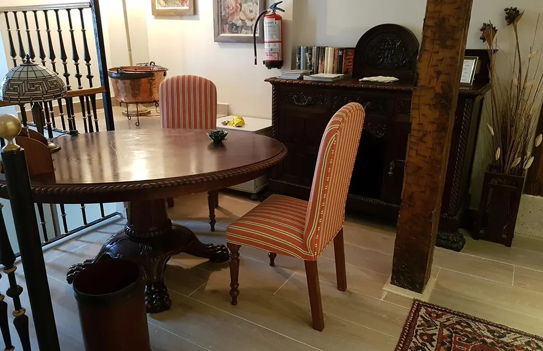 Hostal El Resbalon-1