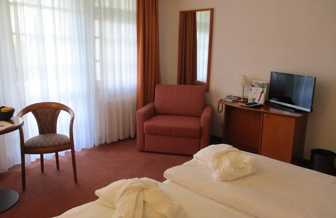 Vitalhotel Weisse Elster-1