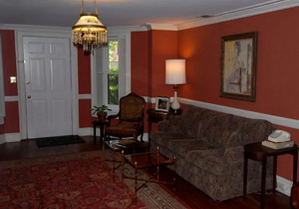 Joans On Jones Bed And Breakfast-1