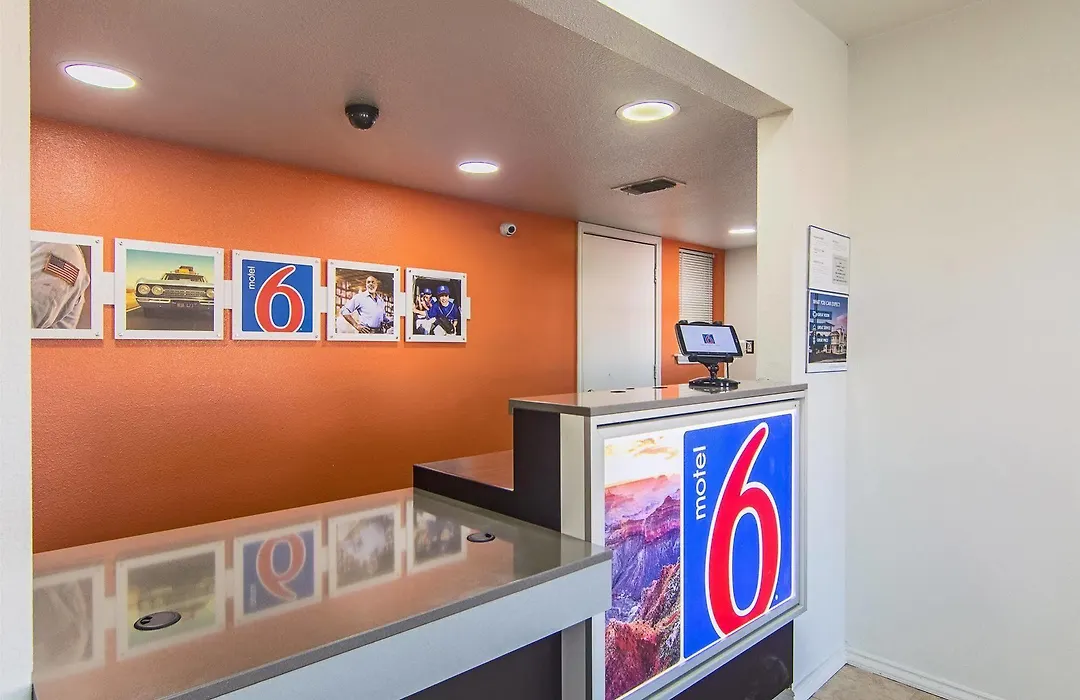 Motel 6 Paris, Tx-1