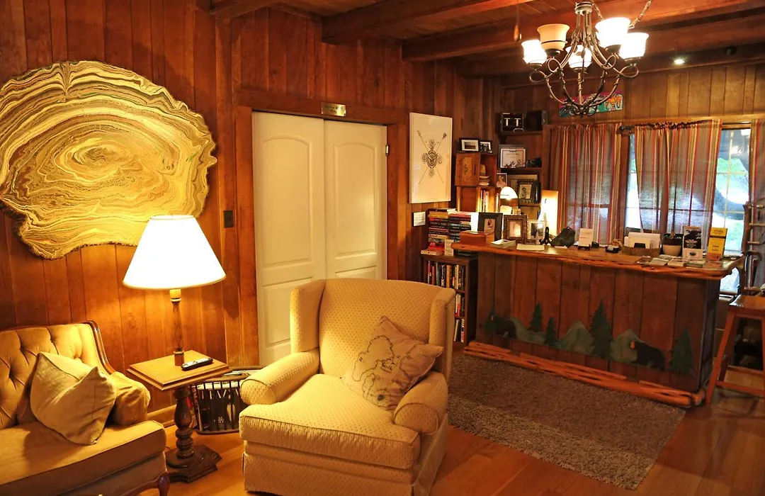 Grandview Lodge-1