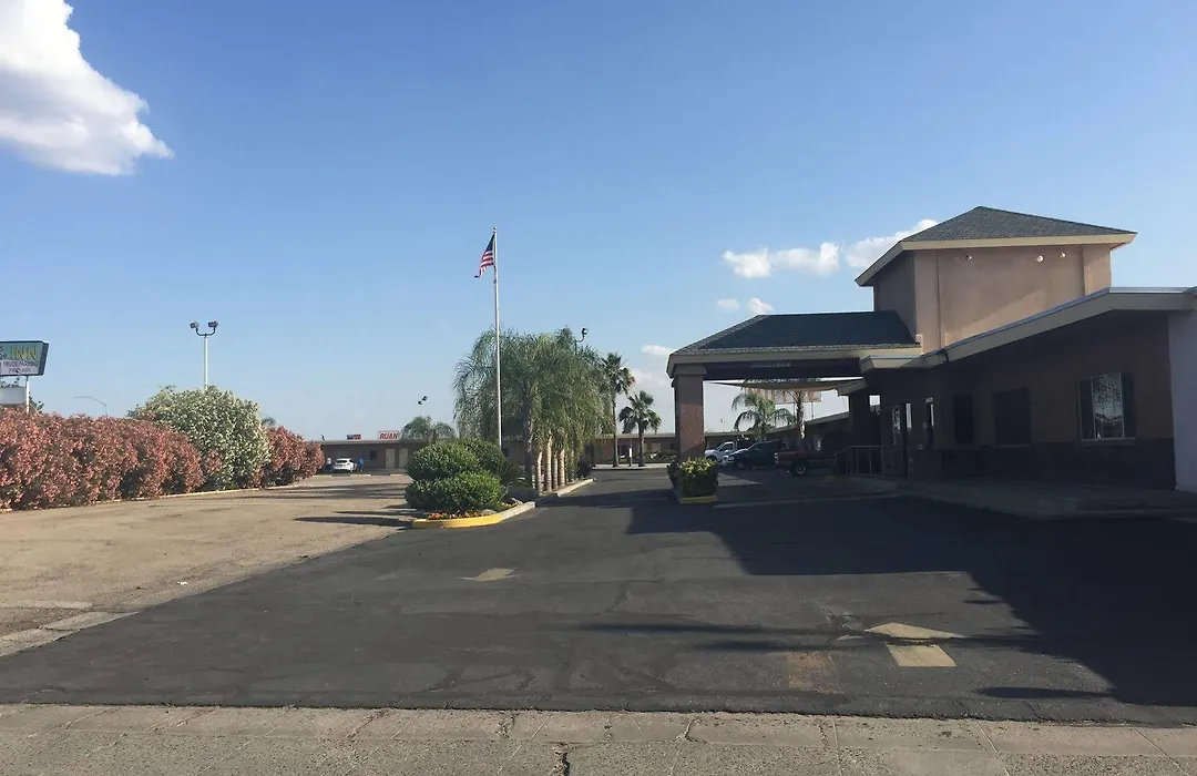 Village Inn-1