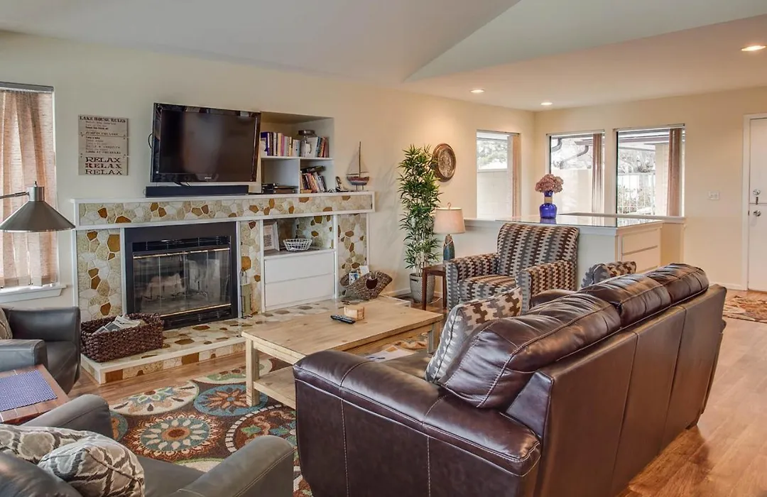 Wapato Point Halmalka Condo 511A-1