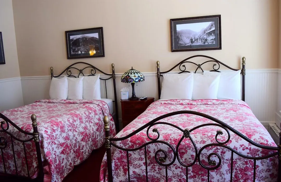 Grand Imperial Hotel-1