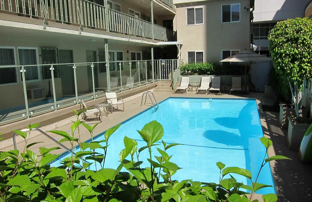Hollywood Orchid Suites-1