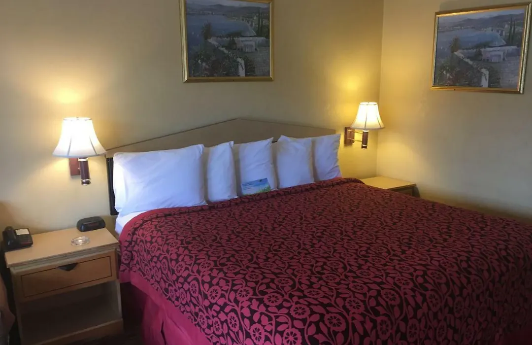 Days Inn By Wyndham Yazoo City-1
