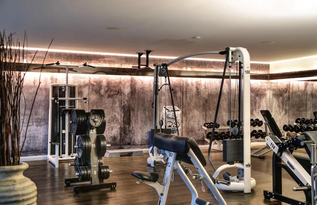 Sporthotel Racket Inn-1